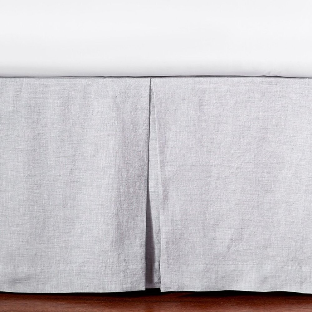 Pottery Barn Kids Light Gray Linen Crib Bedskirt EUC Nursery Bedding Skirt